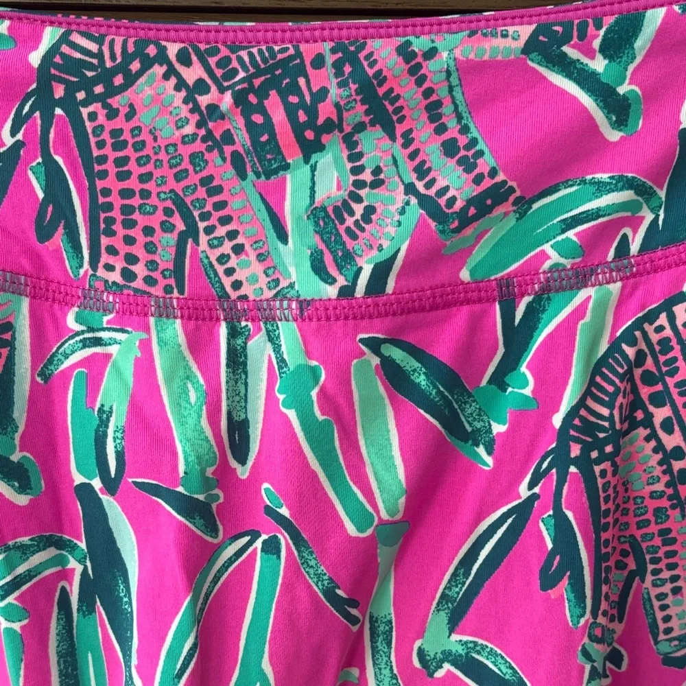Lilly Pulitzer Vibrant Pink and Green Women's Skort - Picture 2 of 2